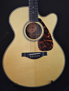 YAMAHA ?LJX26CP Used w/ Hard case