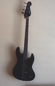 2000s Fender Aerodyne Jazz Bass, GLOSS BLACK/CREAM BINDING Japan J