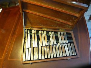 JC DEAGAN 1908 ORCHESTRA BELLS FOLDING WOOD CASE