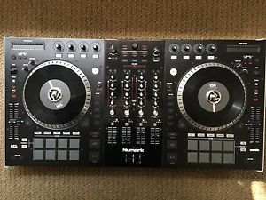 Numark NS7II Digital DJ Controller (Excellent Condition)