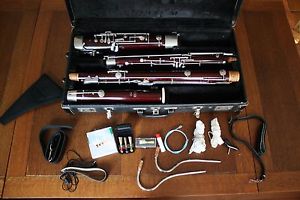 STUDENT Selmer Bundy Bassoon & 2 Bocals, Professionally Tested, WOOD