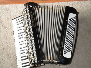 AKKORDEON HOHNER ATLANTIC IV N de luxe