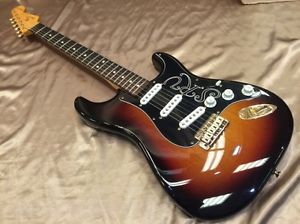 [USED]Fender Stratocaster guitar Stevie Ray Vaughan model.