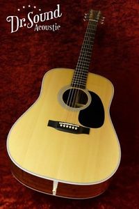 Martin D-28 Natural Free shipping Guitar Bass from Japan Right hand #E763
