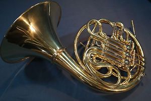 Conn 6DS (6D w/ screw bell) Double French Horn with Case and Mouthpiece