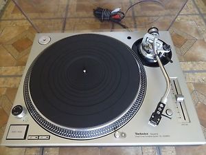 TECHNICS SL 1200mk5 DIRECT DRIVE TURNTABLE +TECHNICS HEADSHELL & SHURE M44-7