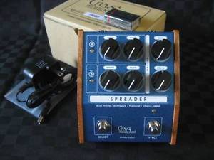 Crews Maniac Sound SPREADER analog chorus guitar effects pedal