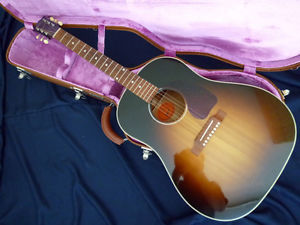 Gibson J45 True Vintage 2009