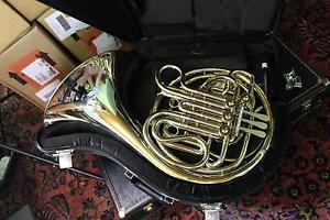 Holton H-179 Farkas Model Professional French Horn MINT DEMO MODEL QuinnTheEskim