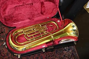Yamaha YBB-201MWC Full Size Tuba MINT CONDITION! WOW! QuinnTheEskimo