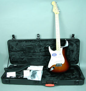 2015 Fender American Deluxe Stratocaster Left Handed Sunburst Guitar w/OHSC USA