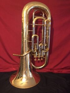 Yamaha YEP 321 Euphonium - Includes case
