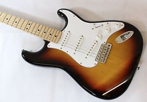 FENDER JAPAN ST-STD Maple 3-Tone Sunburst Standard Stratocaster