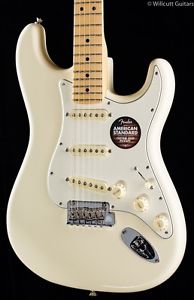 Fender American Standard Stratocaster® Olympic White, Maple (530)