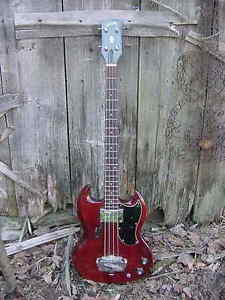 1967 Gibson EB-0 vintage bass guitar with case