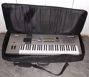 Classic Yamaha MOTIF 6 - Original 61-Key Workstation Synthesizer Perfect