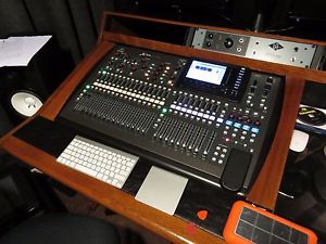 Behringer X32