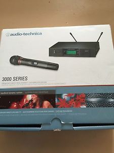 Audio Technica 3000 Series ATW3141BC Hand held sys, Still in Box, Has Extra Mic!