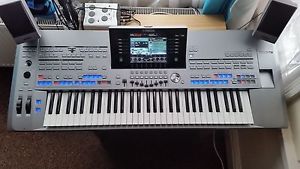 Yamaha Tyros 5  61 Excellent Condition  2.5 Year Warranty