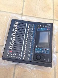 yamaha ls9 -16 /32 Channel Digital mixer