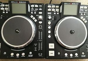 DENON DN-HS5500  DJ Turntable Media Player And Controller