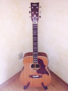 Yamaha Nippon Gakki FG-300 Red Label 6 String Acoustic Guitar W/ Soft case
