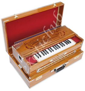 HARMONIUM~13 SCALE CHANGER~TEAK WOOD~4 OCTAVES~THREE SET REEDS BASS/MALE/FEMALE