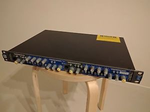 Amek Neve Pure Path DMCL Dual Mic Pre Compressor