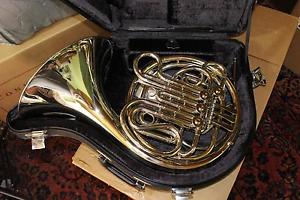 Holton H-177 Farkas Model Professional French Horn NICKEL SILVER MINT QuinnTheEs