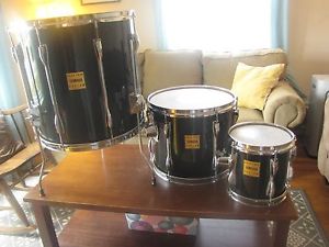Vintage YAMAHA ROCK TOUR CUSTOM Tom Set (16, 13, 8) Drums BLACK - Made in Japan