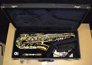Very Nice Condition Yamaha YAS 23 Alto Saxophone made in Japan