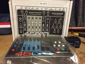 Electro-Harmonix EHX 45000 Multi-Track Looping Recorder Pedal w/ Foot Control