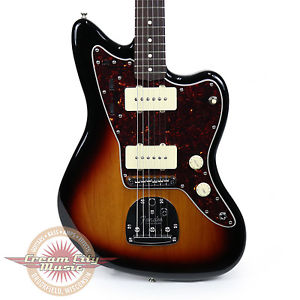 Brand New Fender Classic Player Jazzmaster Special in 3 Tone Sunburst