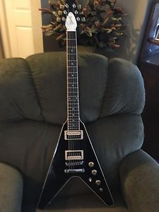 2016 Gibson Flying V T Ebony With Padded Gigbag.
