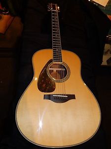 Yamaha LL6R Left Handed Dreadnought Acoustic Guitar Natural