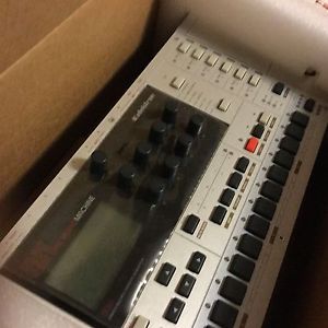 Elektron Monomachine SFX-6 Keyboard Synthesizer Drum Machine Analog FX Effects