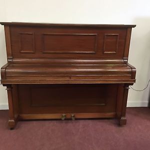 Upright Steinbach Piano. Traditional Style Piano.
