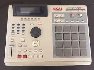 Akai MPC 2000XL 32mb Compact Flash.