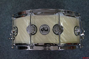 DW USA Collector's Series Finish Ply Snaredrum in "Twisted White Oyster" - 14x6"