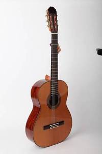 Raimundo Model 129 Handmade Spanish Classical Guitar Solid  Top