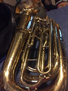 Tuba Reynolds