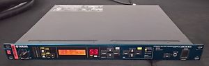 Yamaha SPX2000 effects processor