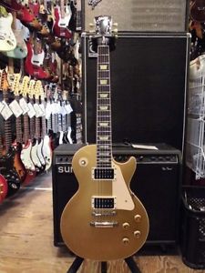 Gibson Les Paul Classic Gold w/hard case F/S Guiter Bass From JAPAN #T466