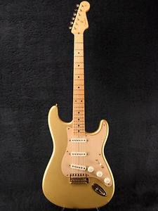 2004 Fender 50th Anniversary Stratocaster Aztec Gold Electric Guitar