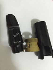 Otto Link Slant Signature Alto 5 On The Table Sax Mouthpiece with Ligature & Cap