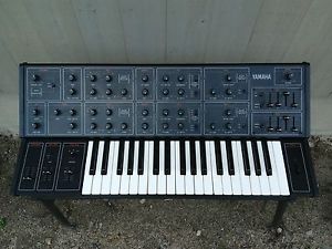 YAMAHA CS15 monophonic synthesizer serviced.