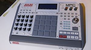 Akai Professional MPC Renaissance DRUM  MINT CONDITION READY TO SHIP RMT