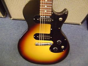 Gibson Melody Maker Electric Guitar  ORIGINAL Vintage 2007 U.S.A !