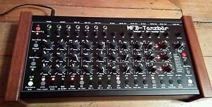 MFB Tanzbar Tanzbaer Analog DRUM MACHINE