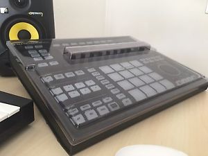 Native Instruments MASCHINE Studio + Software + OVP , Neuwertig